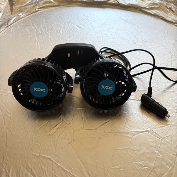 Car Windshield Sun Shade and Car Fan Bundle - Picture 7 of 8